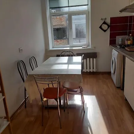 Bright Spacious With Street Parking Apartment Riga